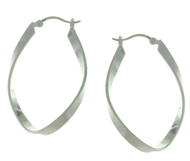 Twisted Hoop Earring in Silver