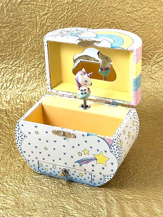 Unicorn musical jewel box. Unicorn musical jewel box.